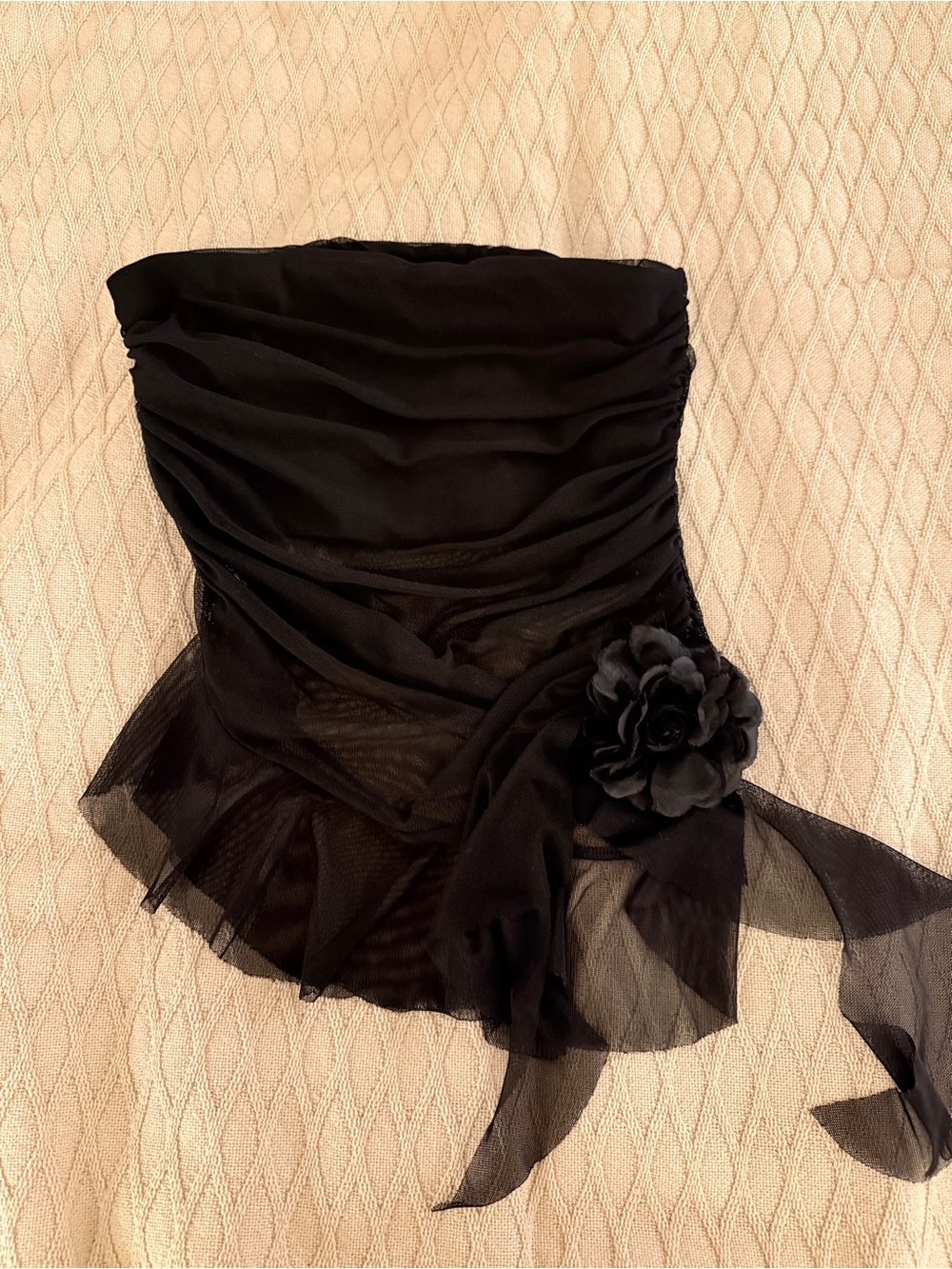 PrettyLittleThing Black Strapless Floral Appliqué Top